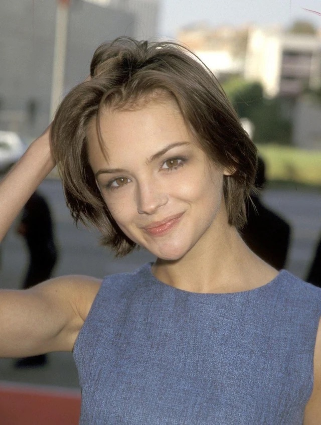 she is the actress known for shes all that and josie and the pussycats she is 45 years old now do you know who she is 6RPs